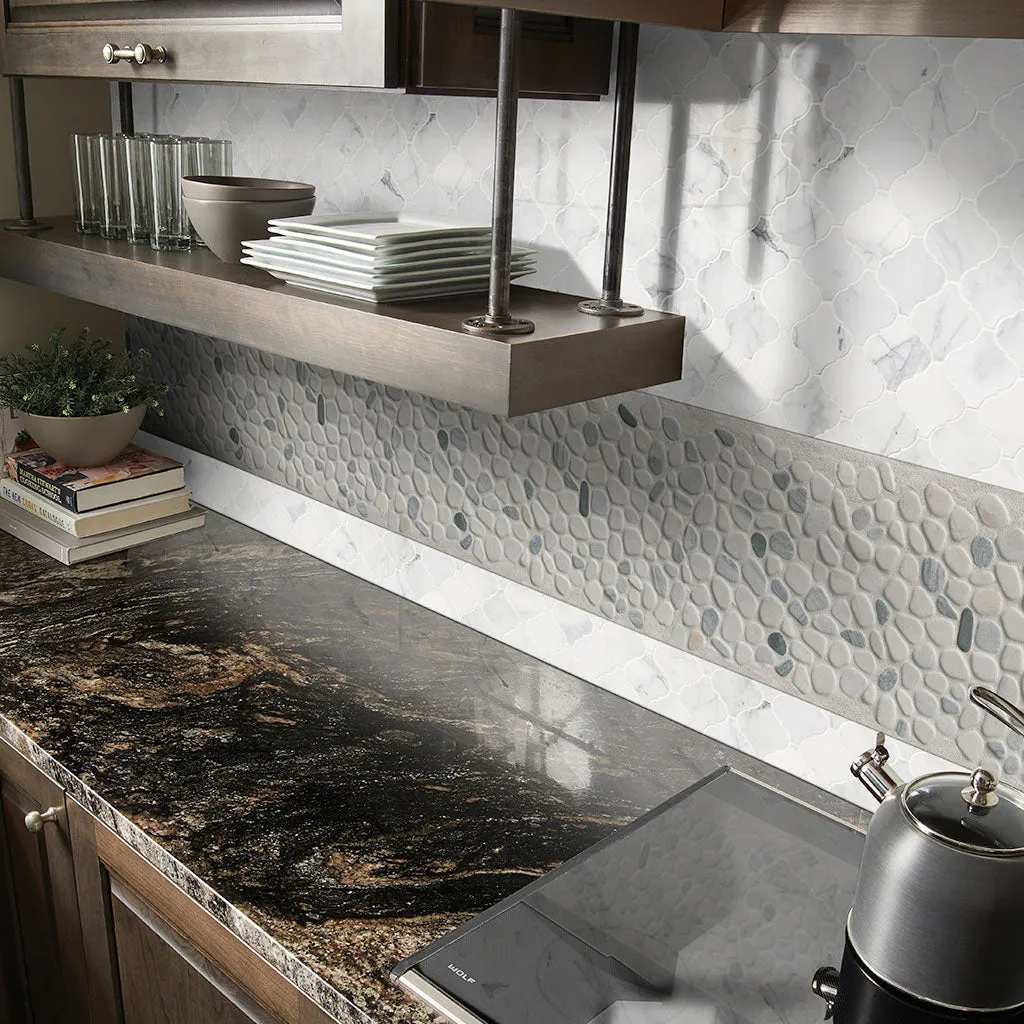 Black and White - Pebble Tile