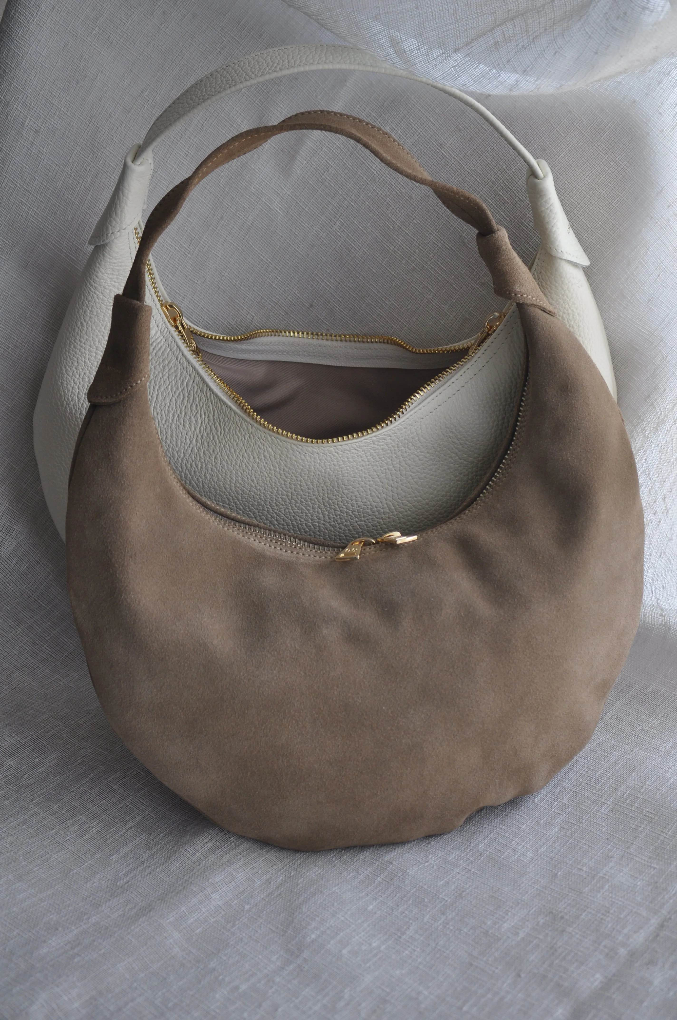 Ophelia Small Suede Leather Shoulder Bag - Mocca