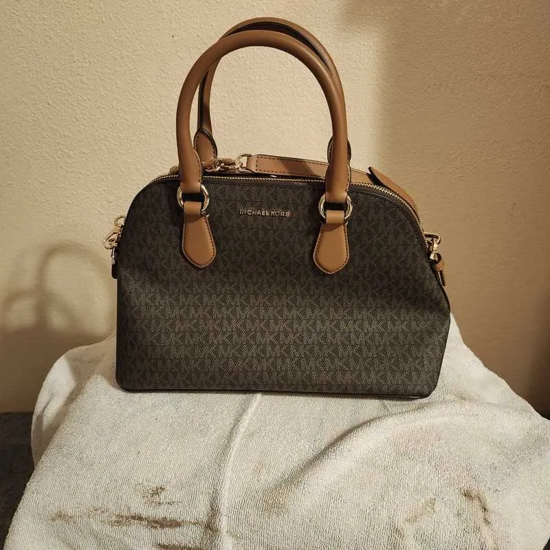Veronica Medium Logo Dome Satchel